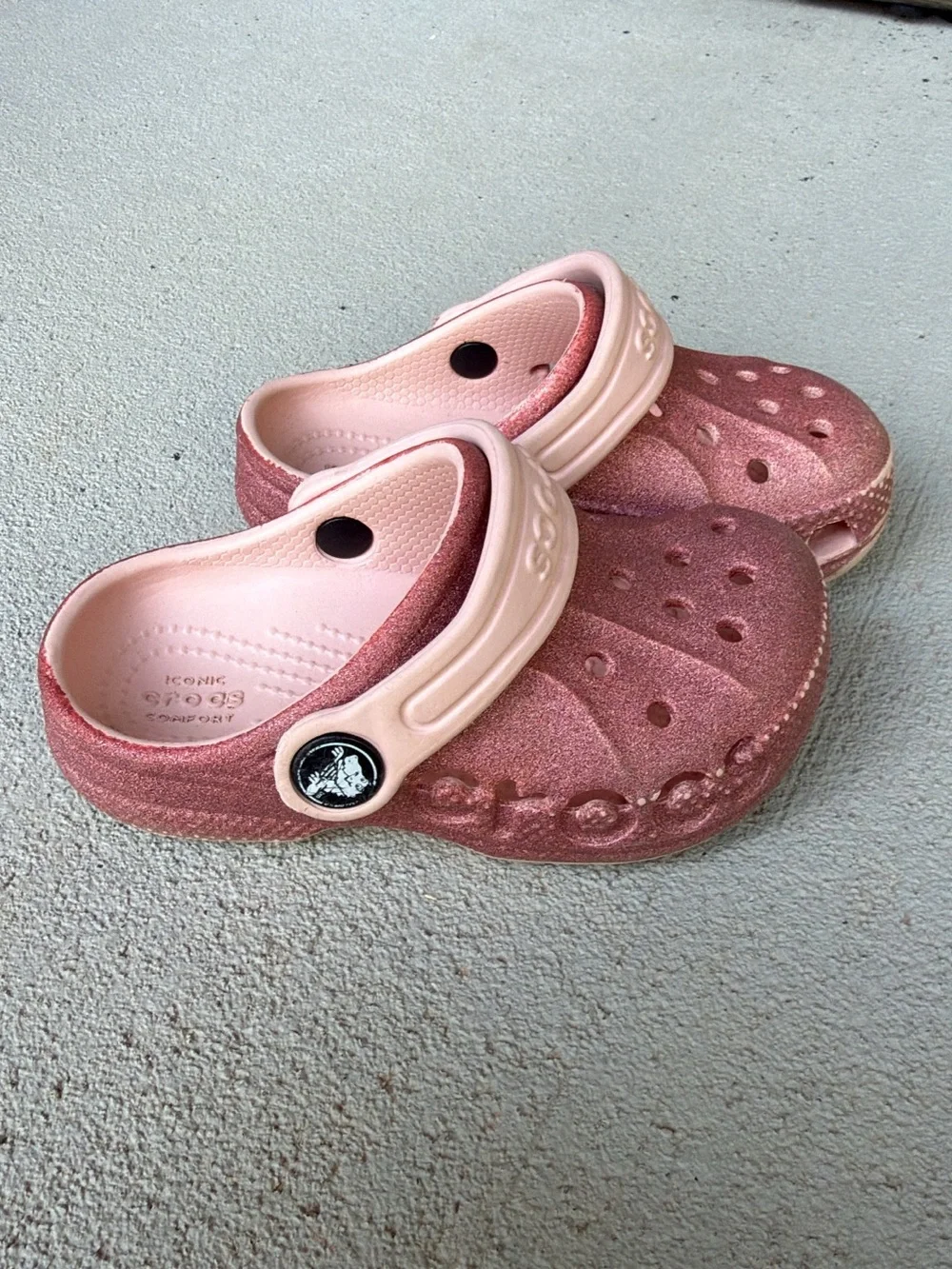 CROCS Kids Glitter Clogs in Rose Pink